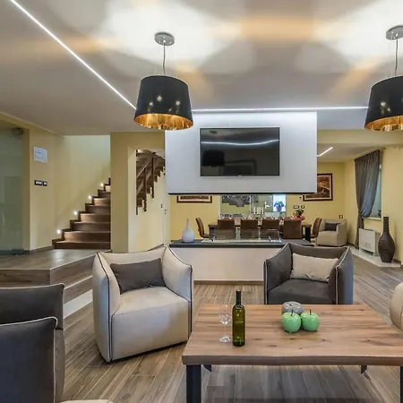 Lv Holiday home